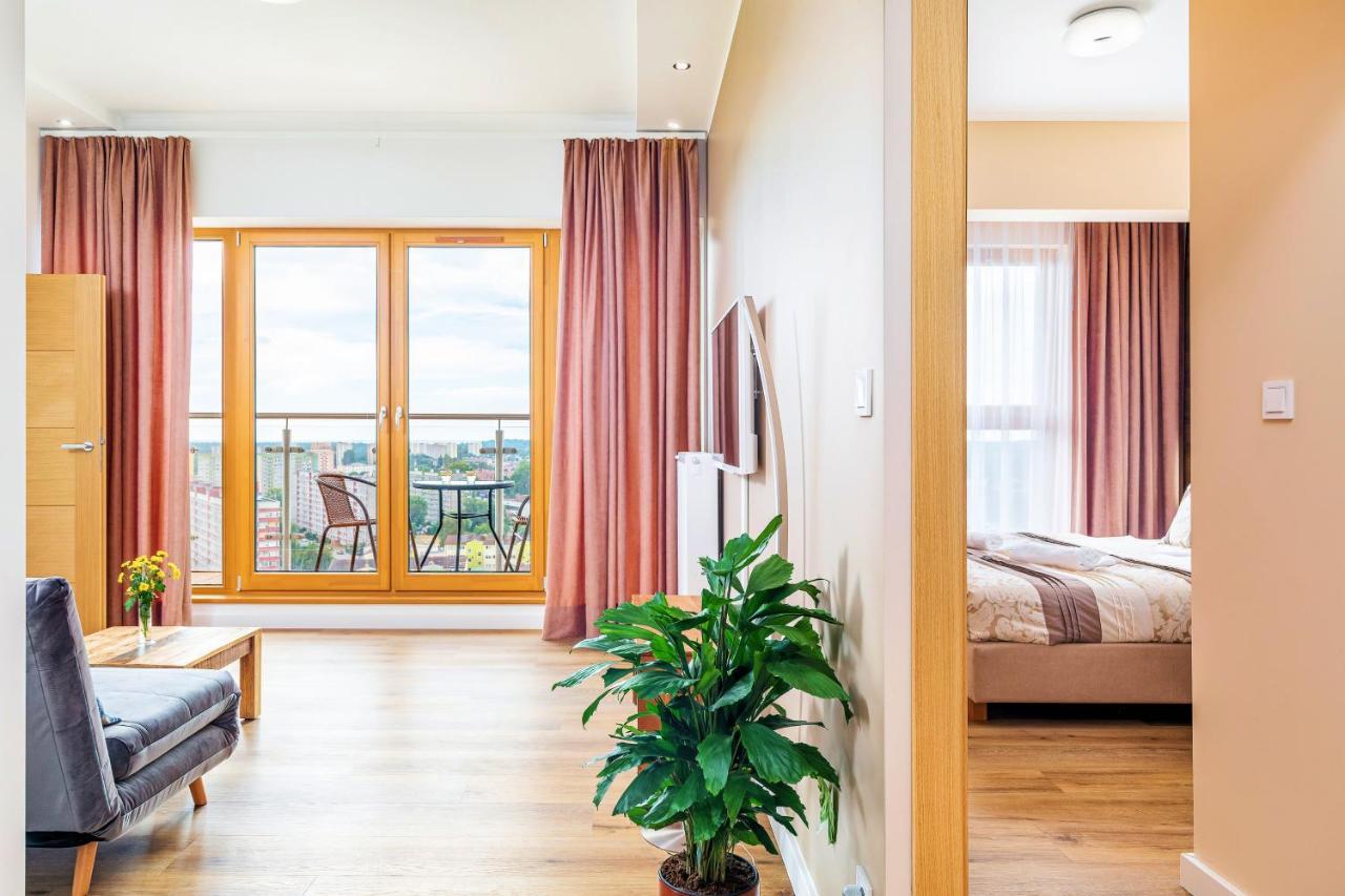 Platan Tower Baltic & More Apartments ชวีโนวิชแจ ภายนอก รูปภาพ