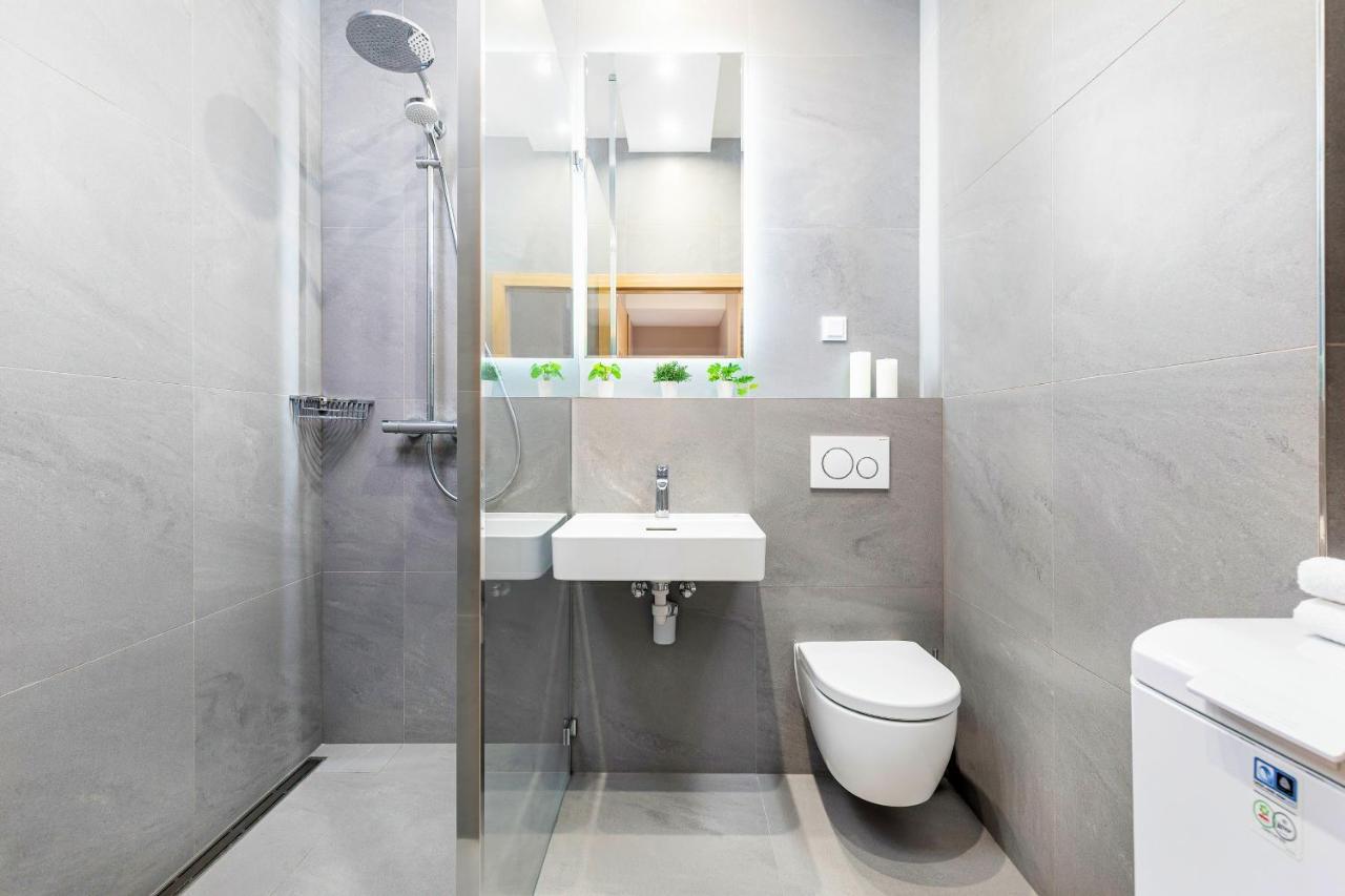 Platan Tower Baltic & More Apartments ชวีโนวิชแจ ภายนอก รูปภาพ